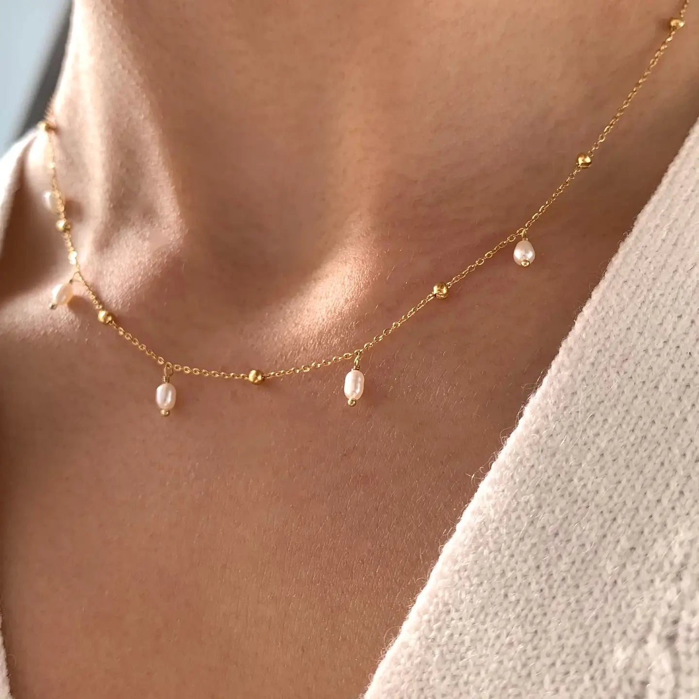 Freshwater Pearls, Mother-Of-Pearl Necklace